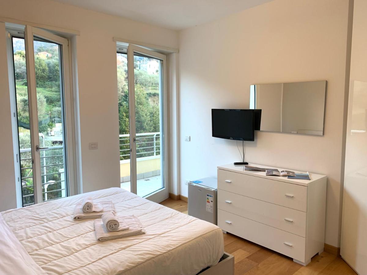 Camere E Case Vacanza Residenza Prealba Леванто Екстериор снимка